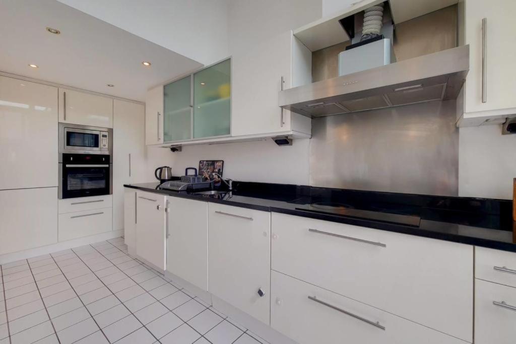 Appartement 2&3 Bedrooms Near Excel - Modern Spacious For Larger Groups