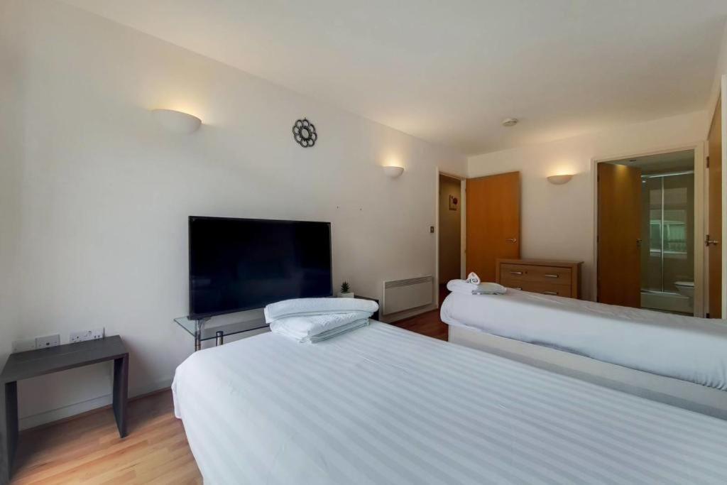 Appartement 2&3 Bedrooms Near Excel - Modern Spacious For Larger Groups *