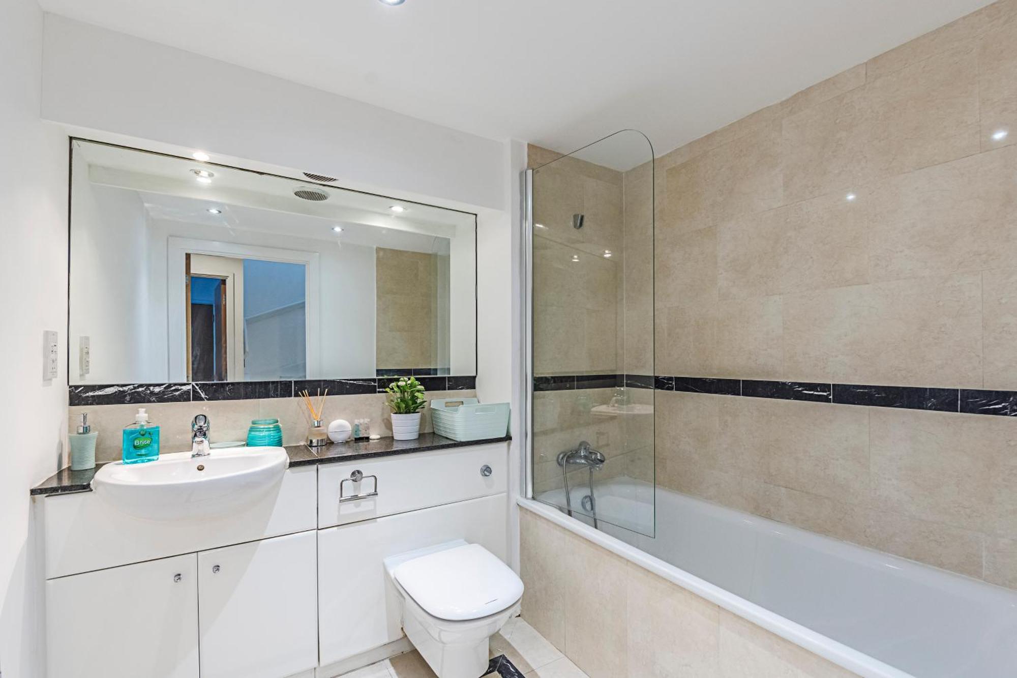 2&3 Bedrooms Near Excel - Modern Spacious For Larger Groups Appartement