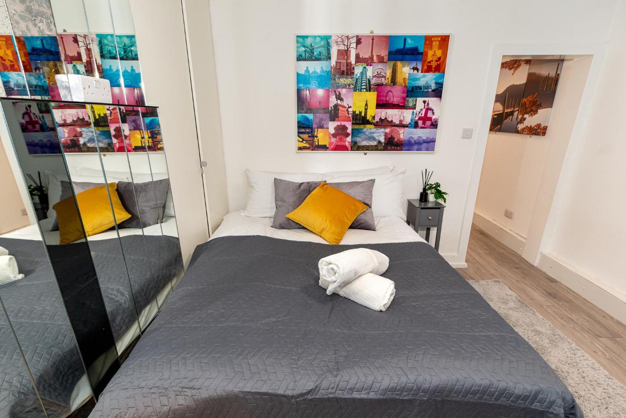 Appartement Chic Apartment, Bus 18 To Euston In 30 Min. Londen
