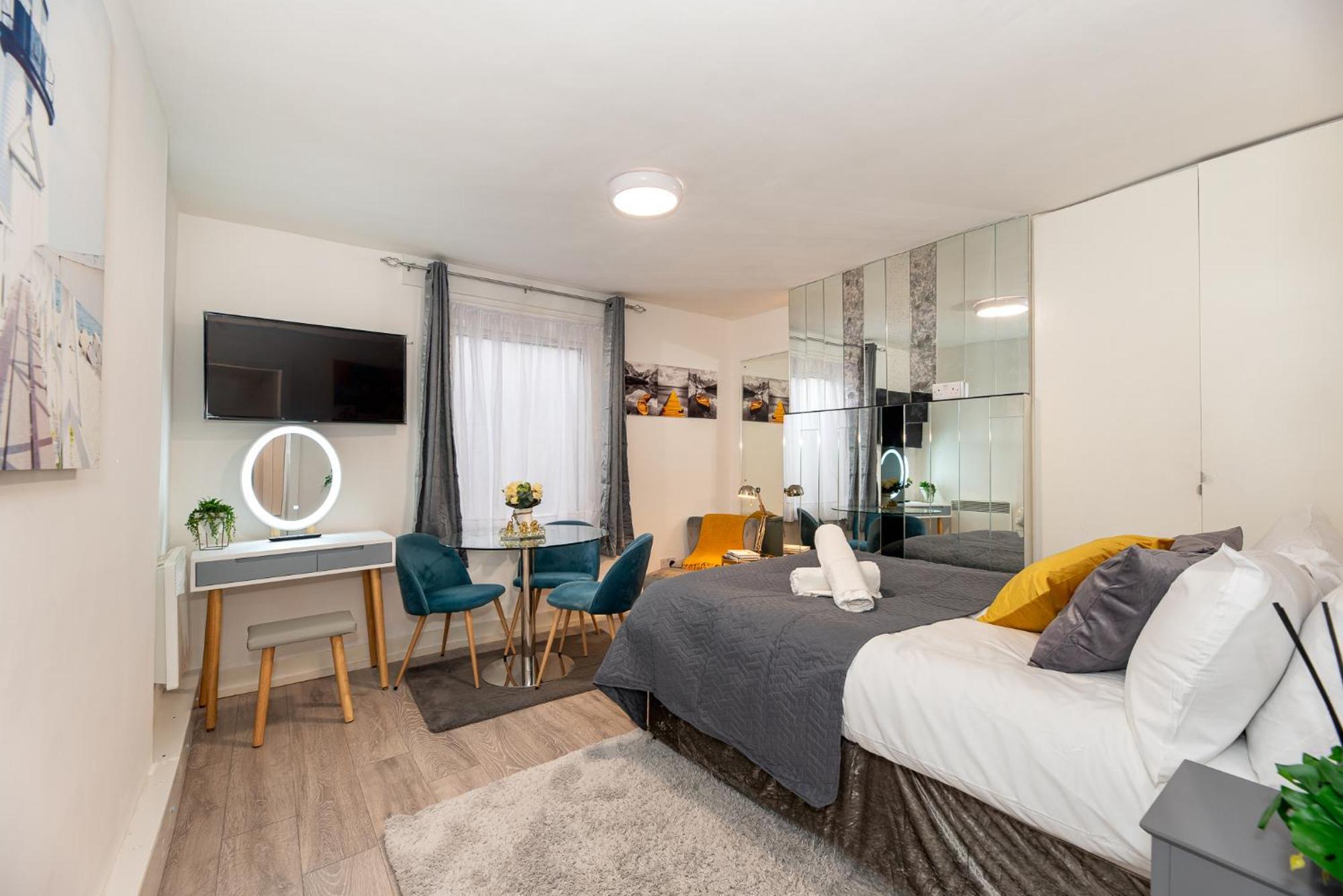 Chic Apartment, Bus 18 To Euston In 30 Min.