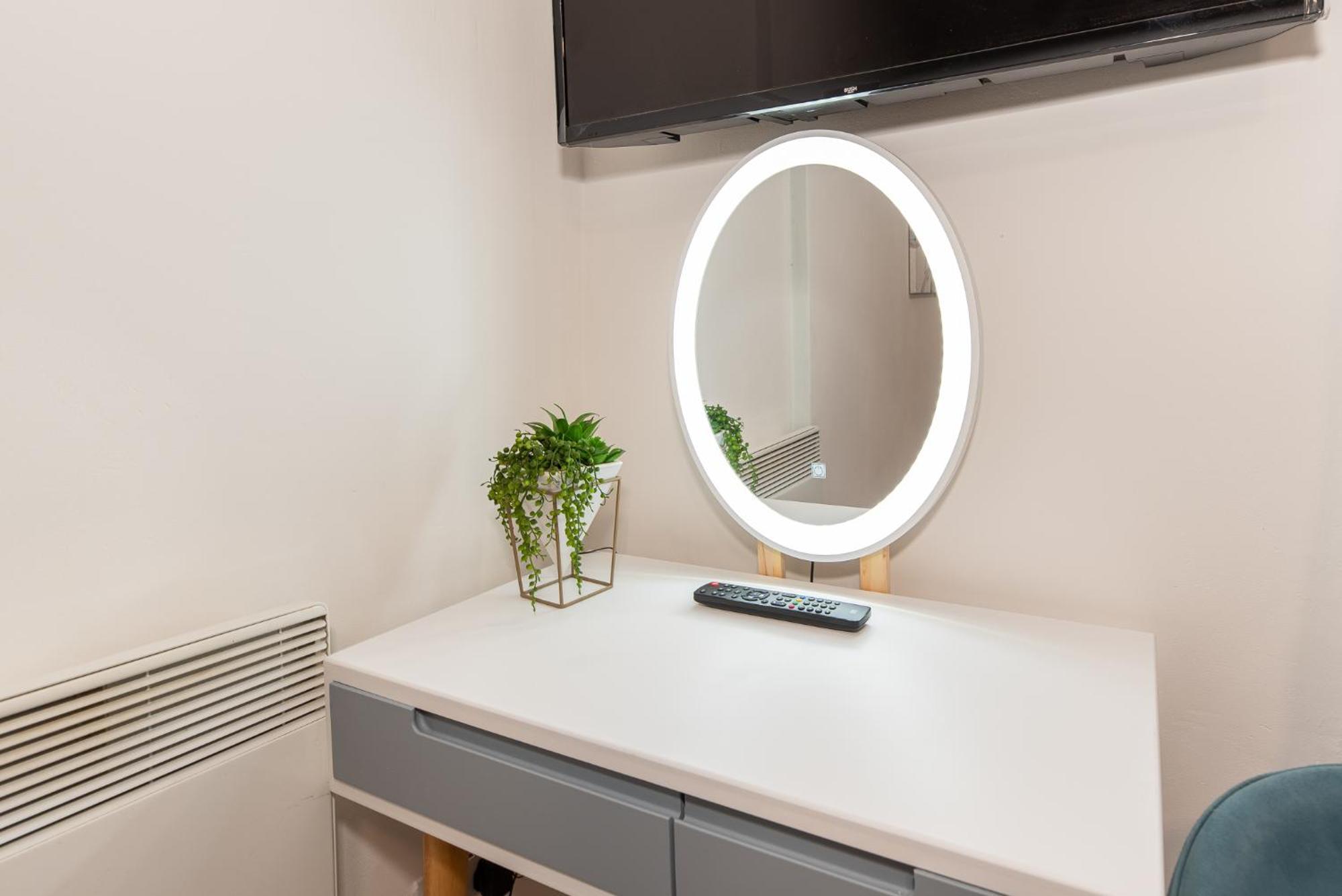 Chic Apartment, Bus 18 To Euston In 30 Min. Appartement Londen