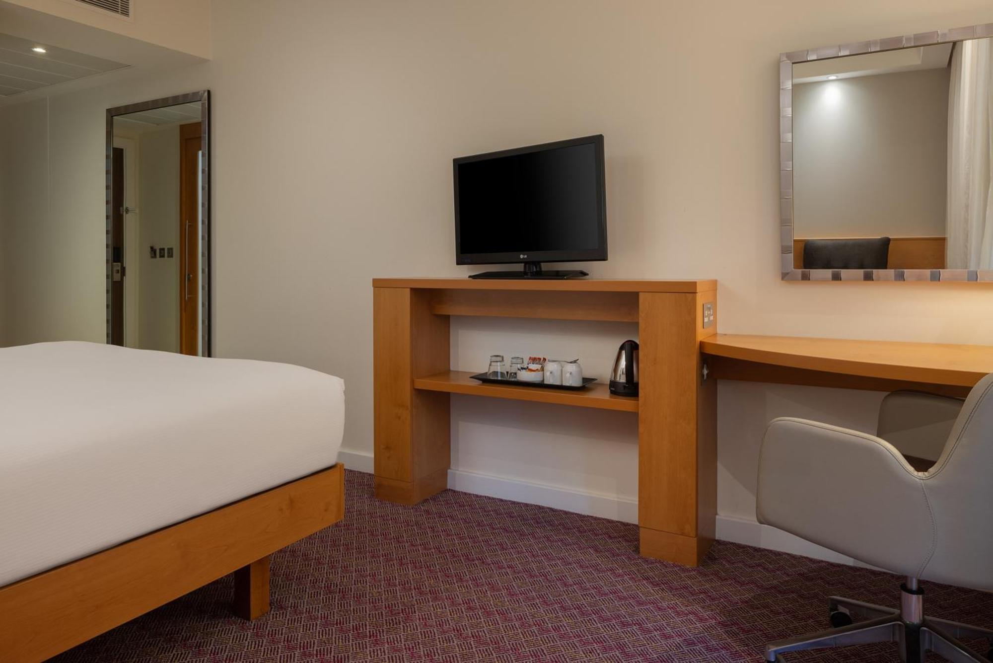 Hotel Hampton By Hilton Waterloo