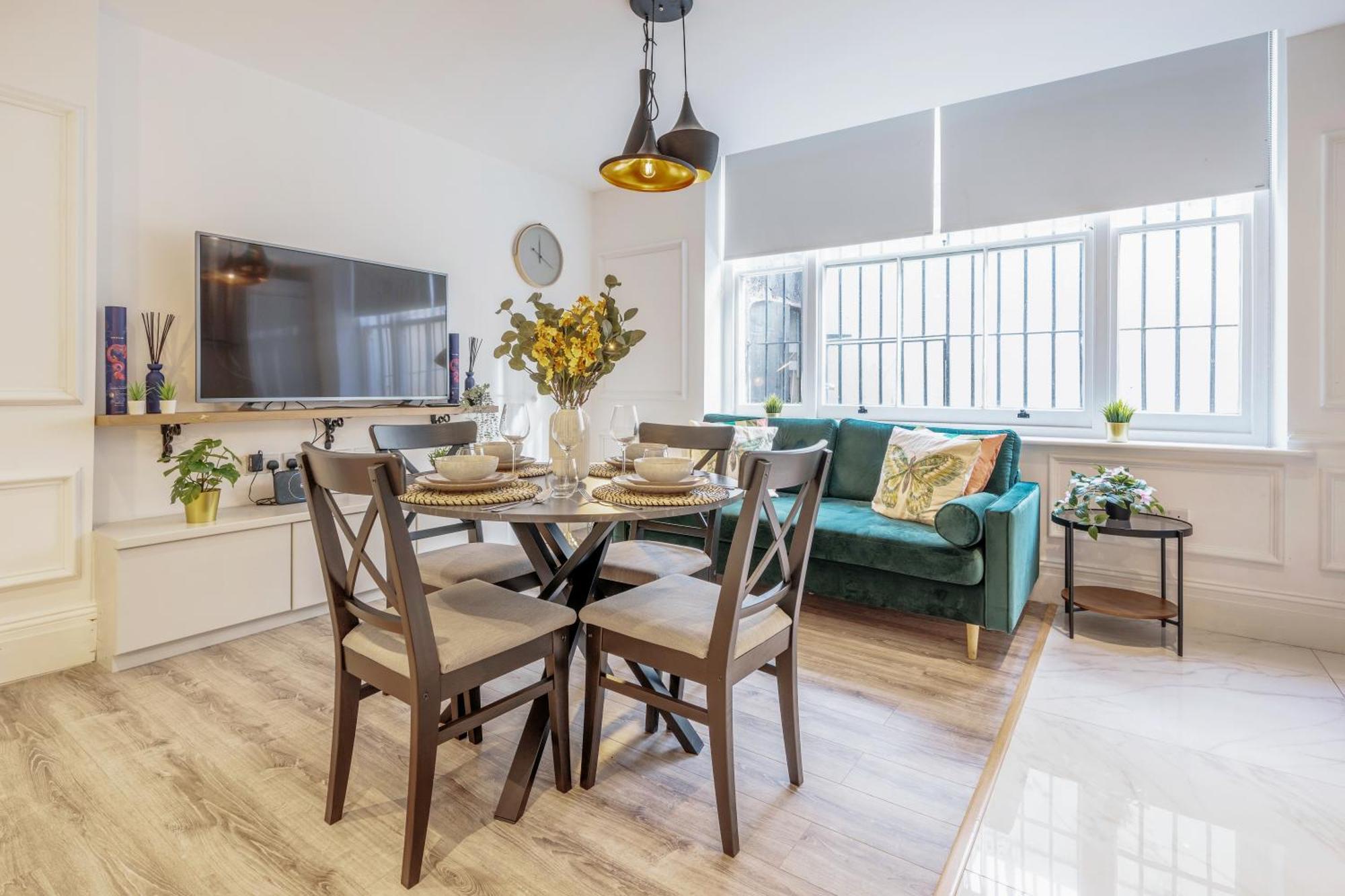 Appartement Hyde Park 2bedrooms 1bath *