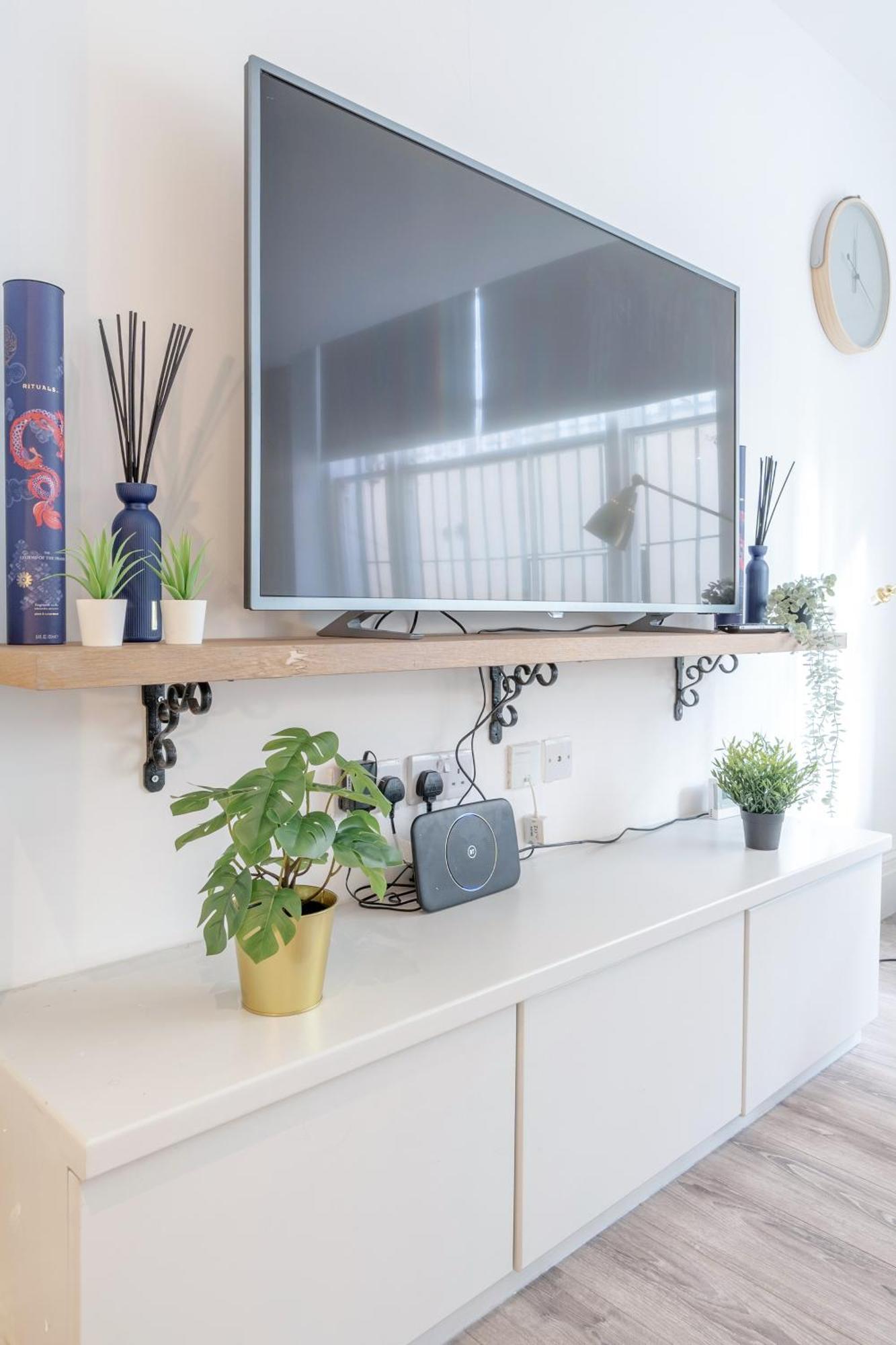 Hyde Park 2bedrooms 1bath