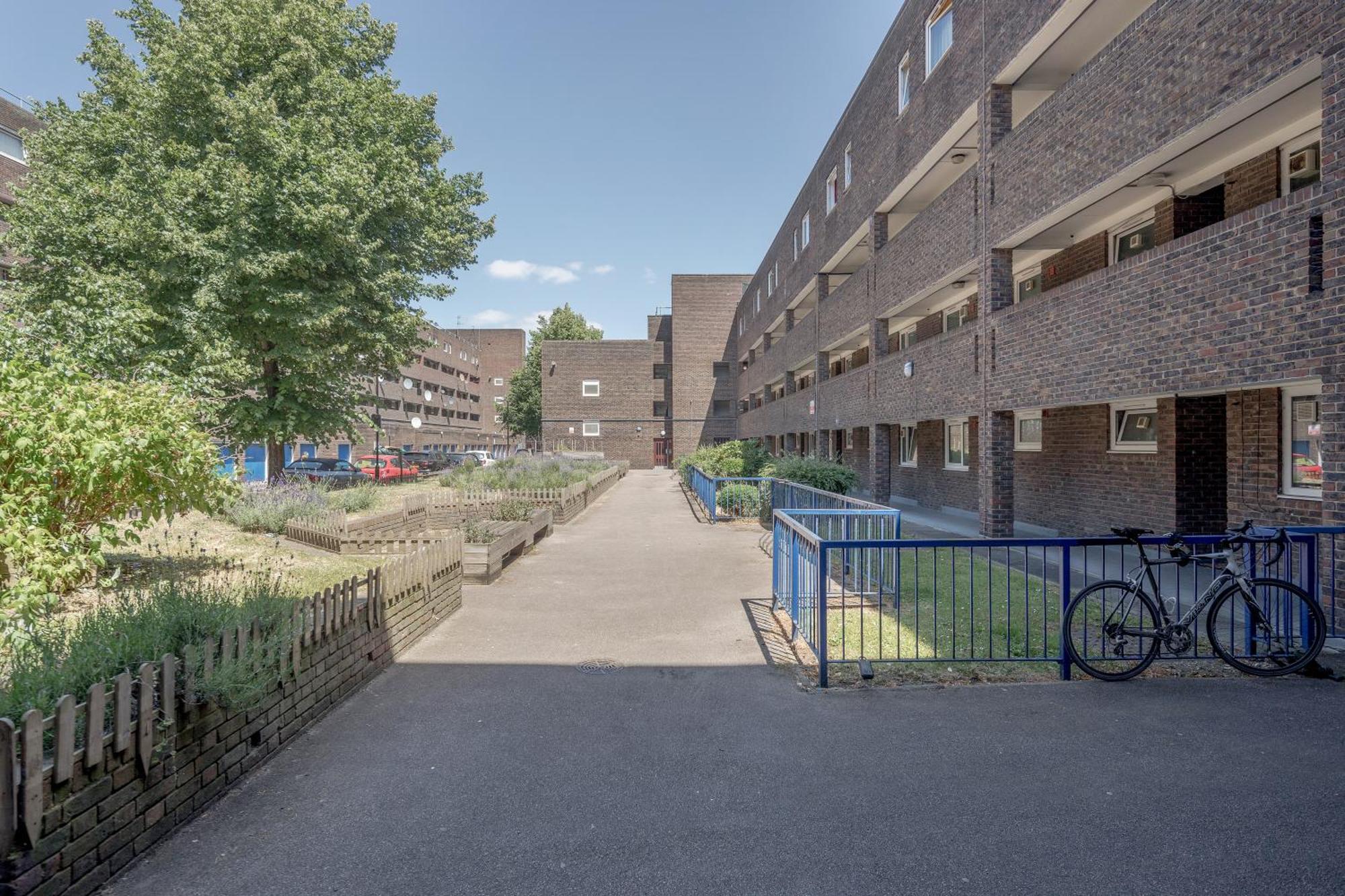 4-bedroom Flat Near Bigben,parliament & Eye Apartment