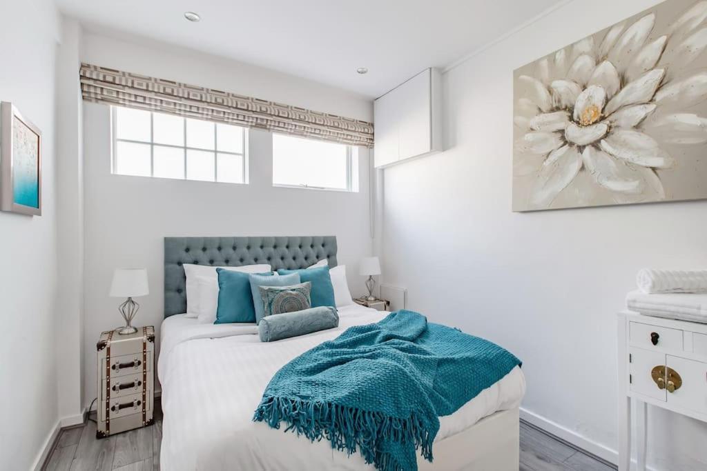 Comfortable 4 Bed Mews Town House Near Hyde Park Londres