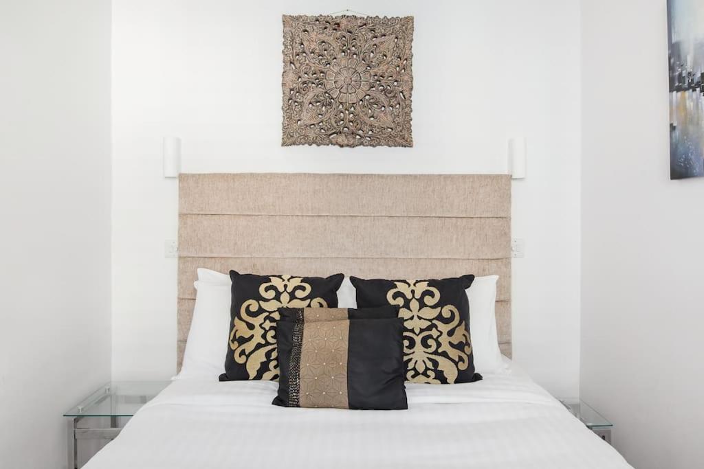 Сasa de vacaciones Comfortable 4 Bed Mews Town House Near Hyde Park