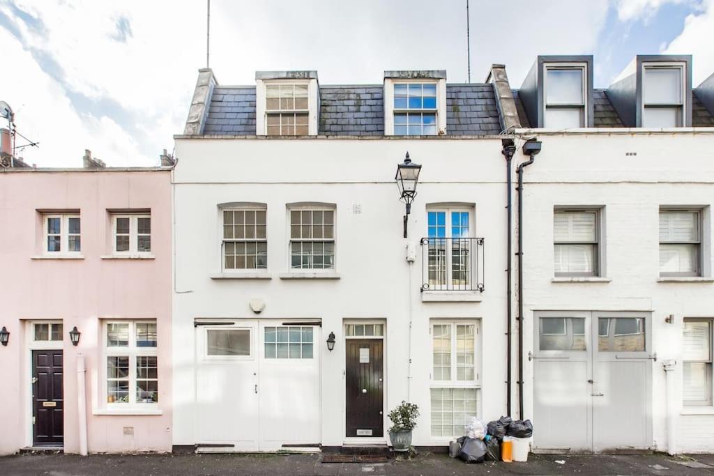 Comfortable 4 Bed Mews Town House Near Hyde Park Сasa de vacaciones Londres