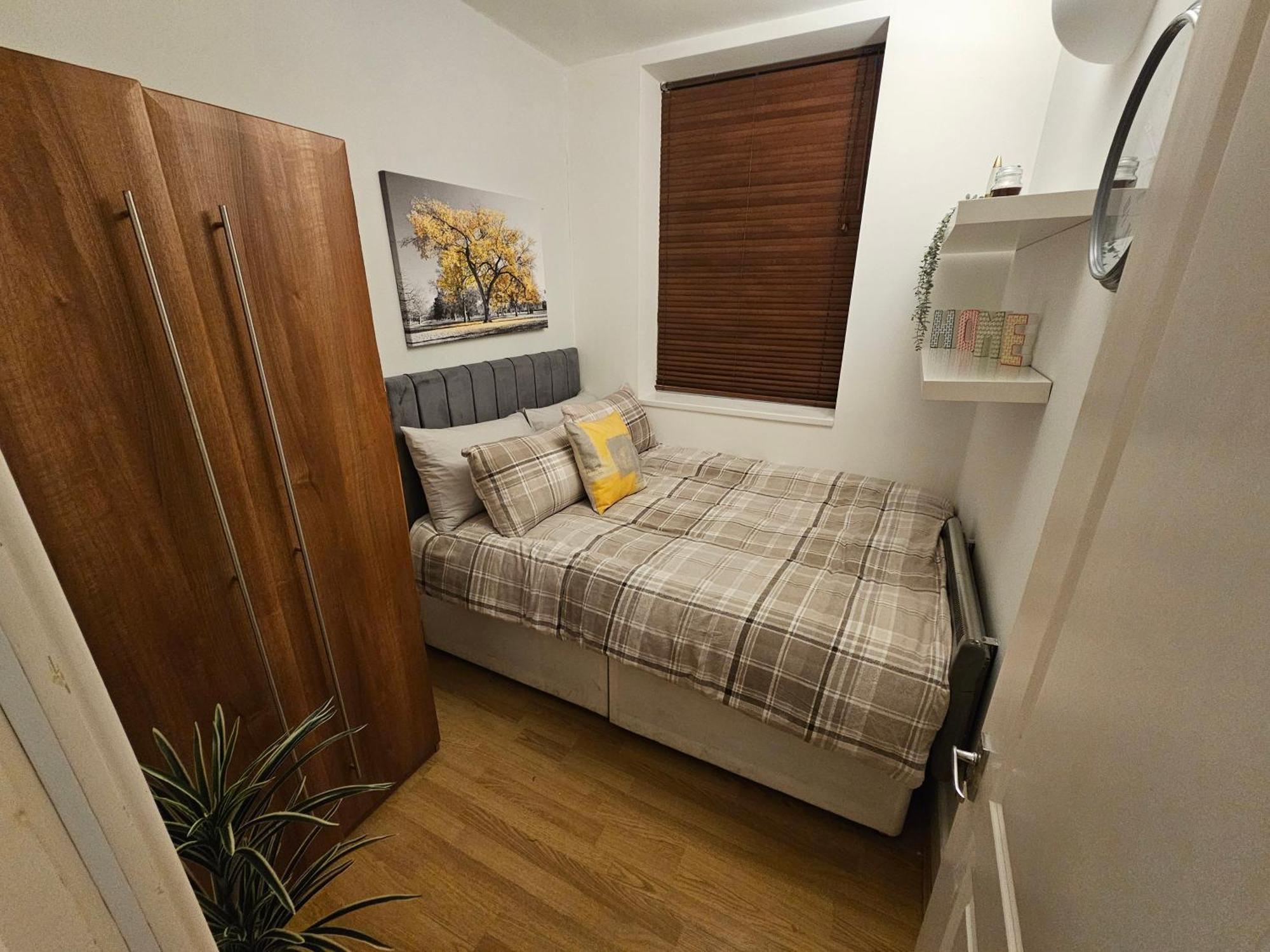 2bdr Islington Close To Station London