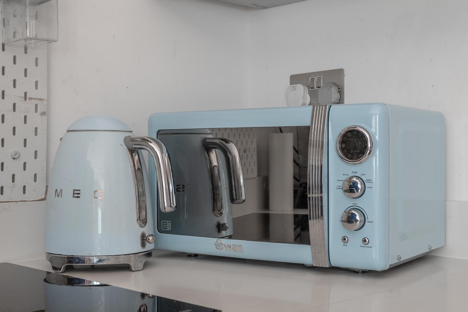 Quirky, Vintage 2 Bed Flat * Londres