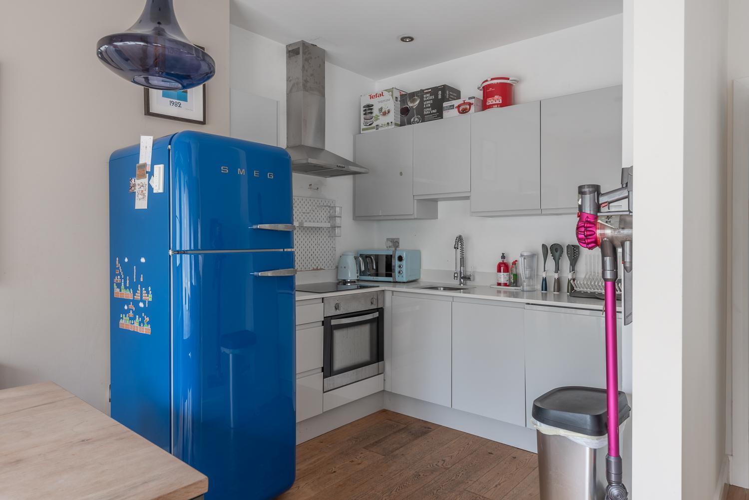Quirky, Vintage 2 Bed Flat * Londres