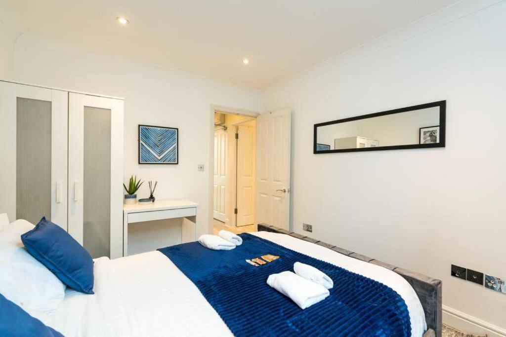 Stylish 2bed With Sky Window Apartamento Londres