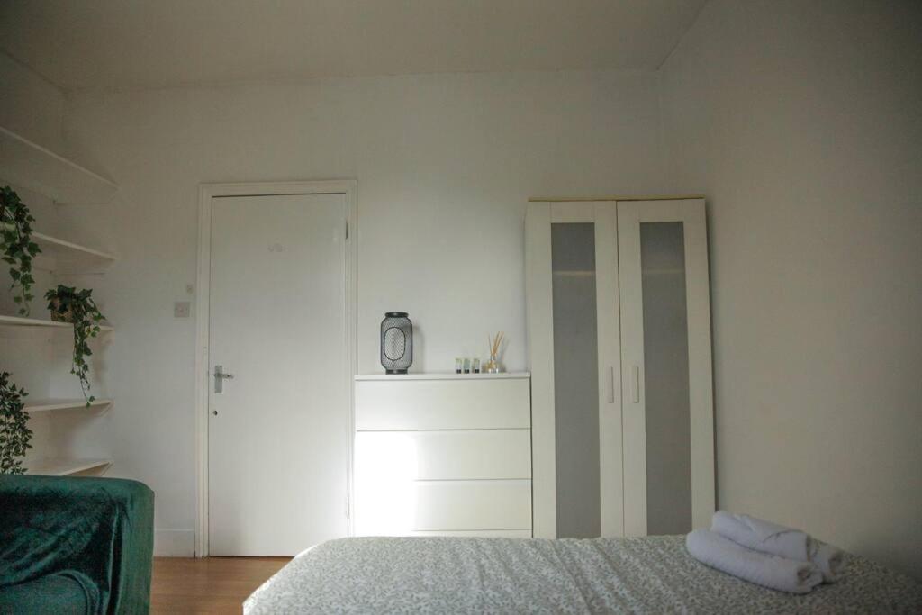 2 Bedrooms Flat In Hammersmith