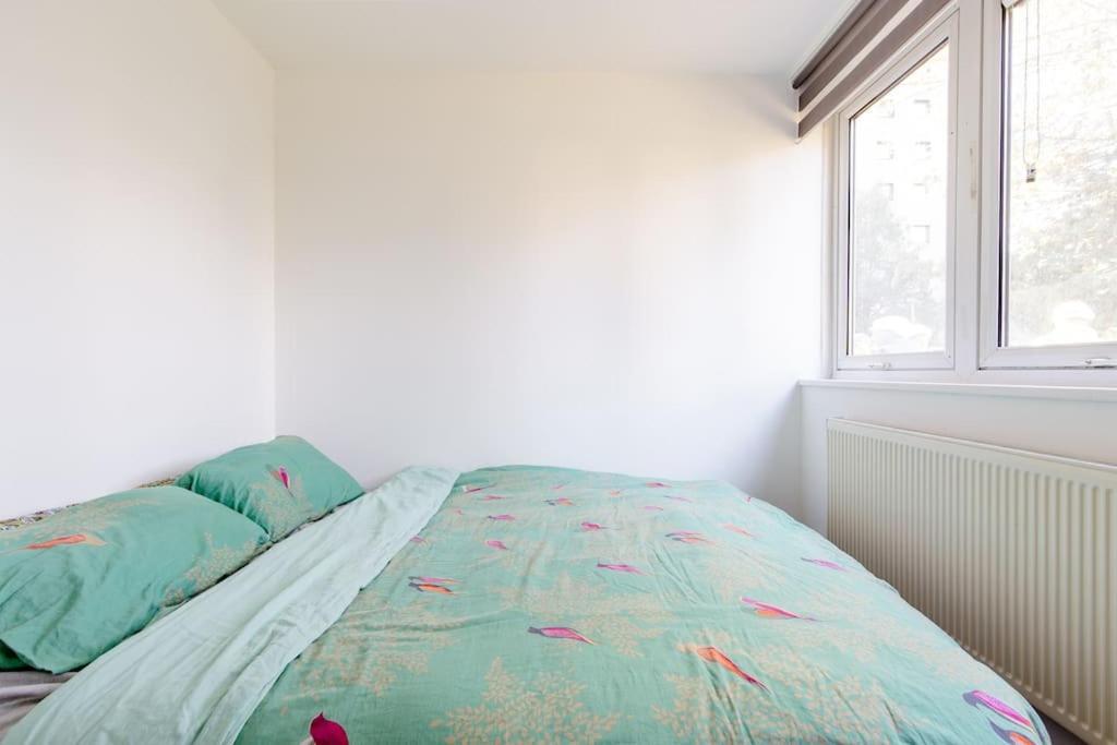 *brand New 1 Bedroom Flat In London* * Londres