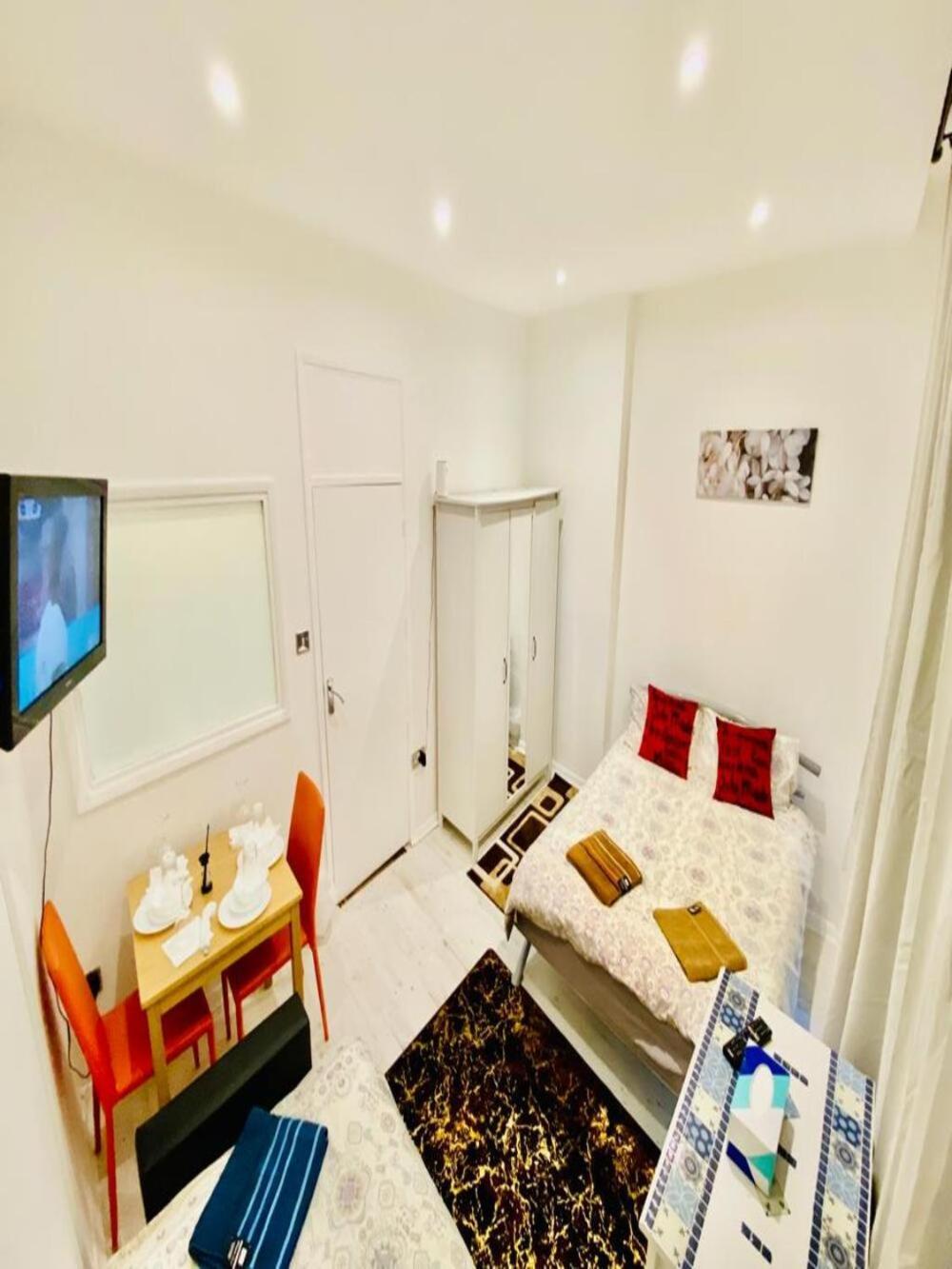 Ground Floor Flat Hyde Park