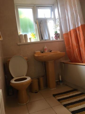 Comfy Rooms. Shared East Homestay. * Londen