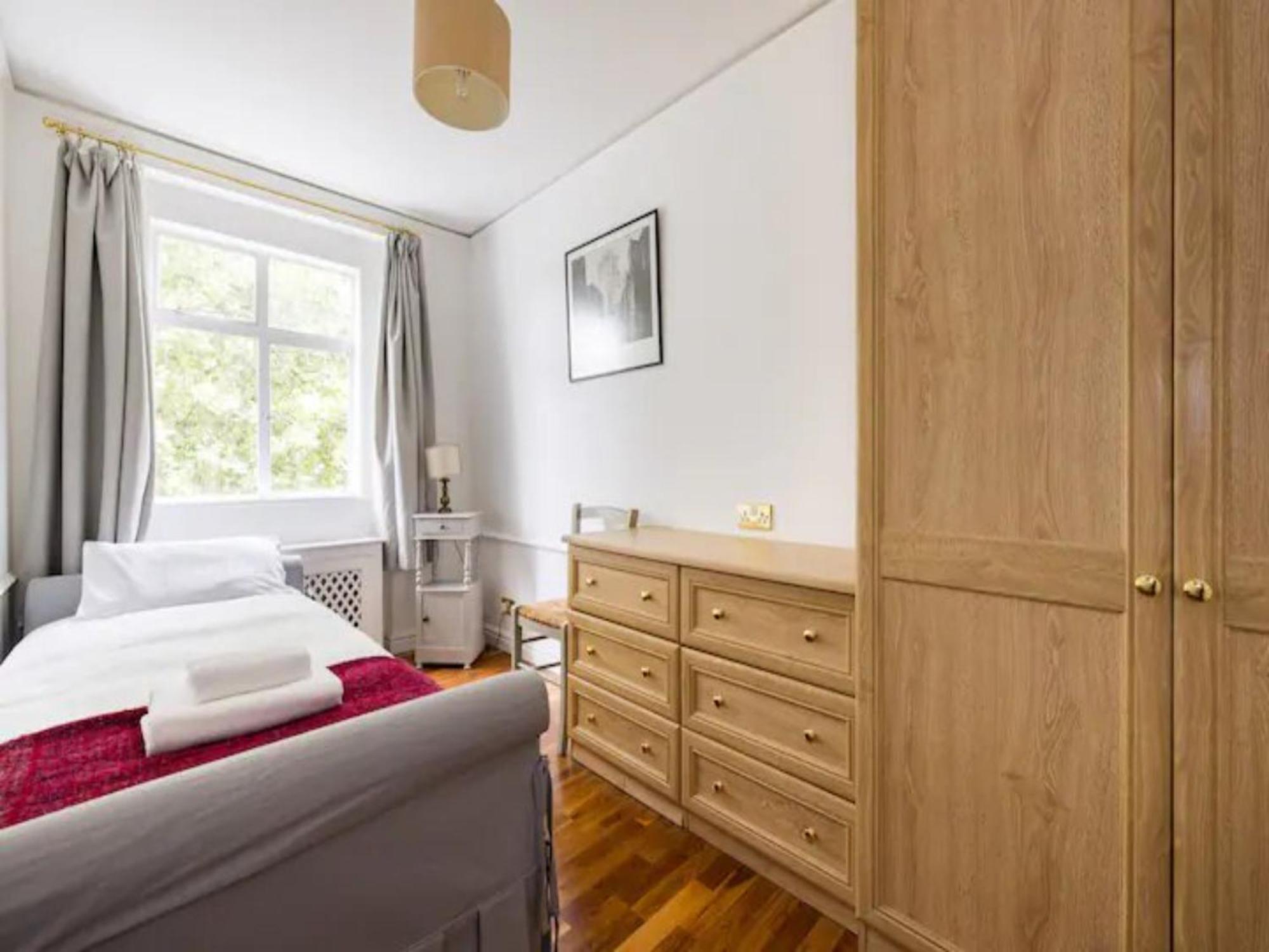 Apartamento Pass The Keys Spacious And 2 Bedroom Flat In Chelsea Londres