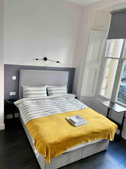 Small Studio In Notting Hill *
