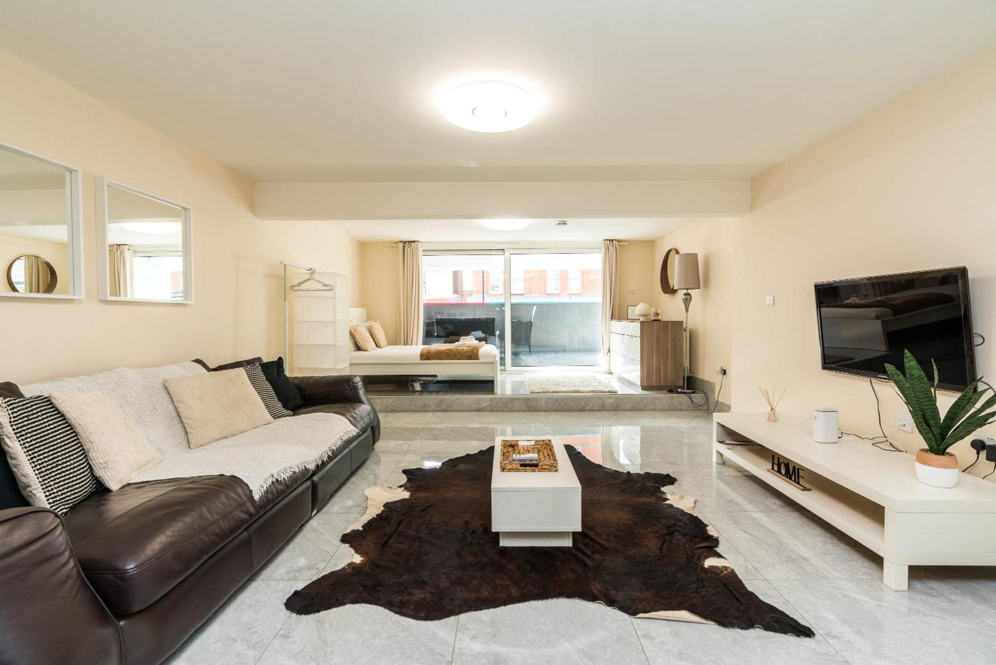 Casa de férias Huge Fully Equipped Studio 1 Min From Tube Station