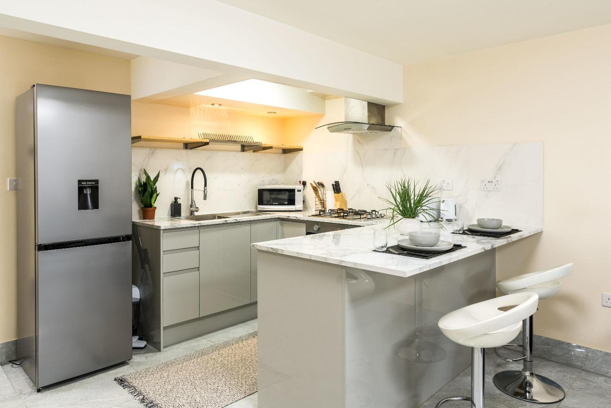 Huge Fully Equipped Studio 1 Min From Tube Station Casa de férias Londres
