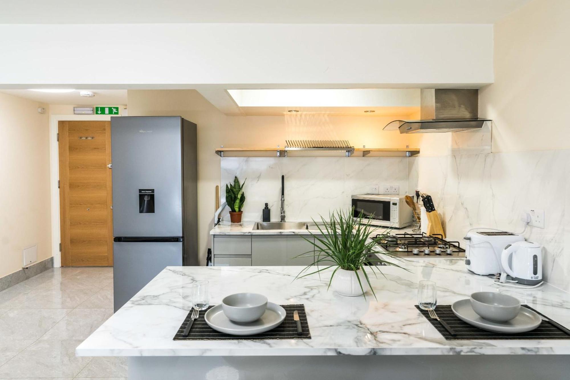 Casa de férias Huge Fully Equipped Studio 1 Min From Tube Station *