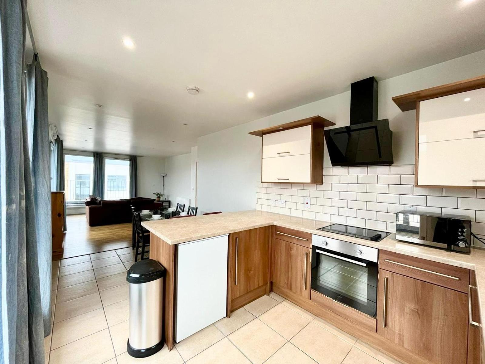 Modern Flat Near Transports Apartamento Londres