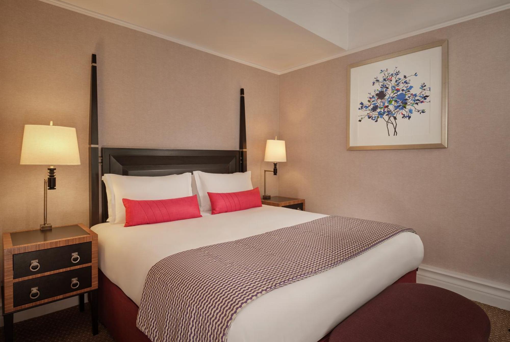 St. Ermin's Hotel, Autograph Collection Hotel 4*
