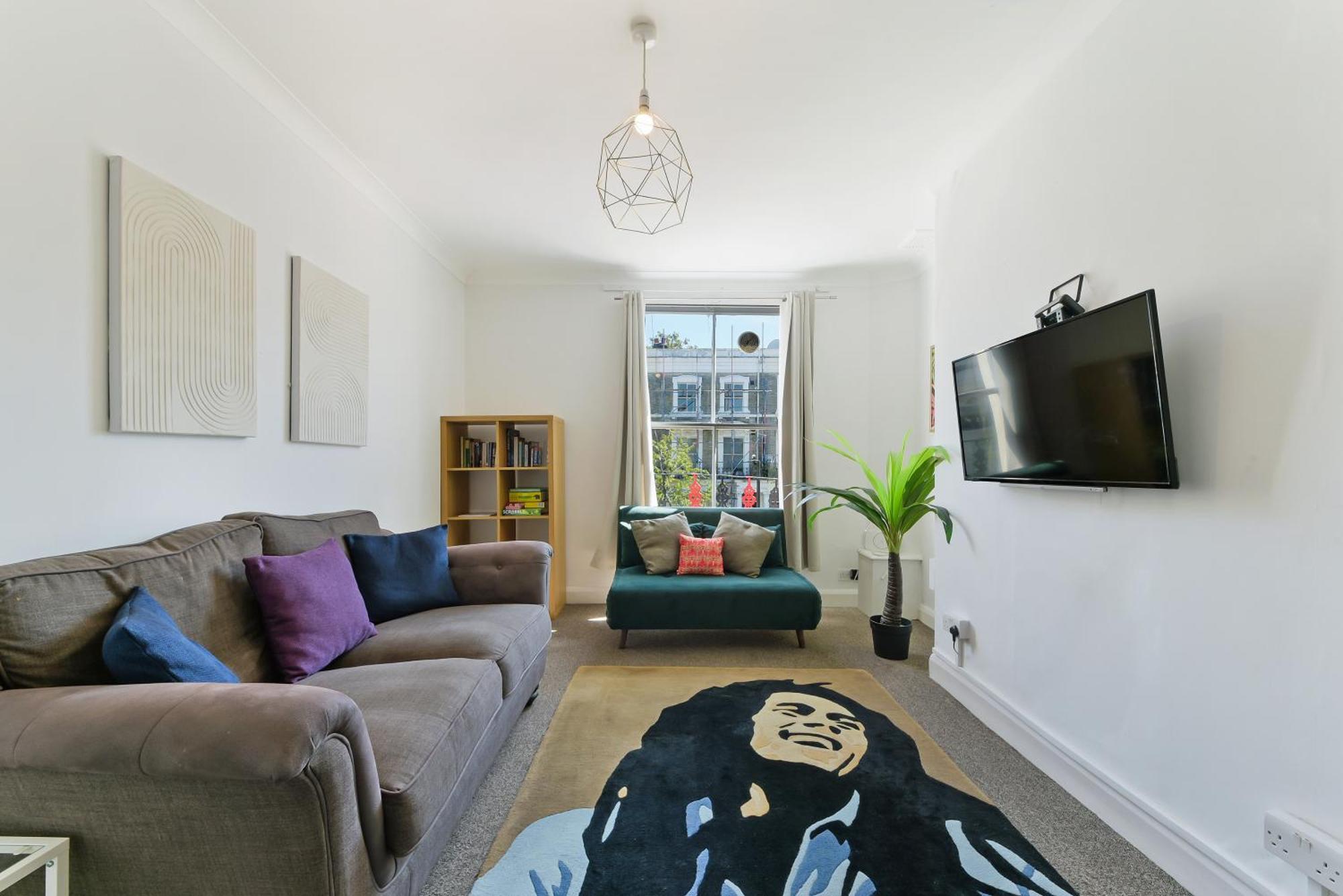 Spacious Maida Vale 2 Bed Apartment *