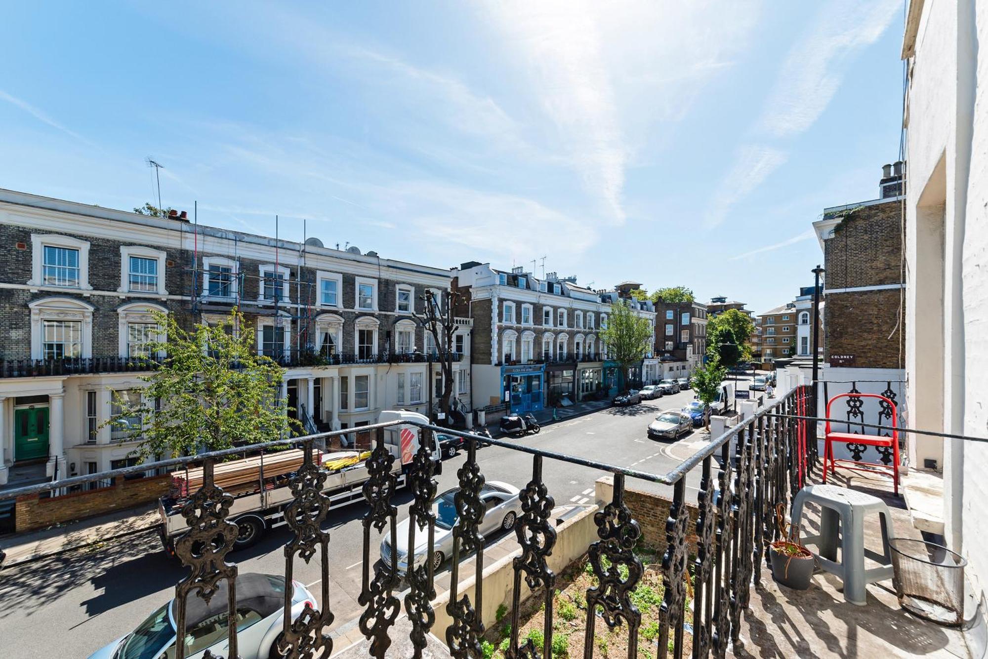 Spacious Maida Vale 2 Bed Apartment London