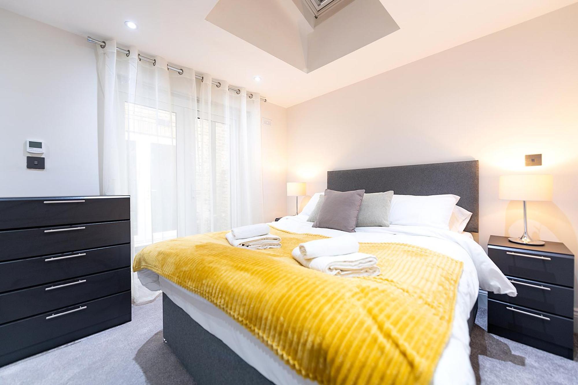 Ealing Residency Aparthotel