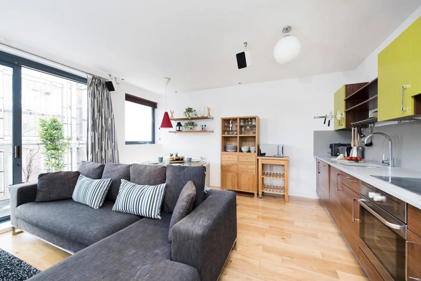 Appartement Modern 2 Bed W Balcony In *