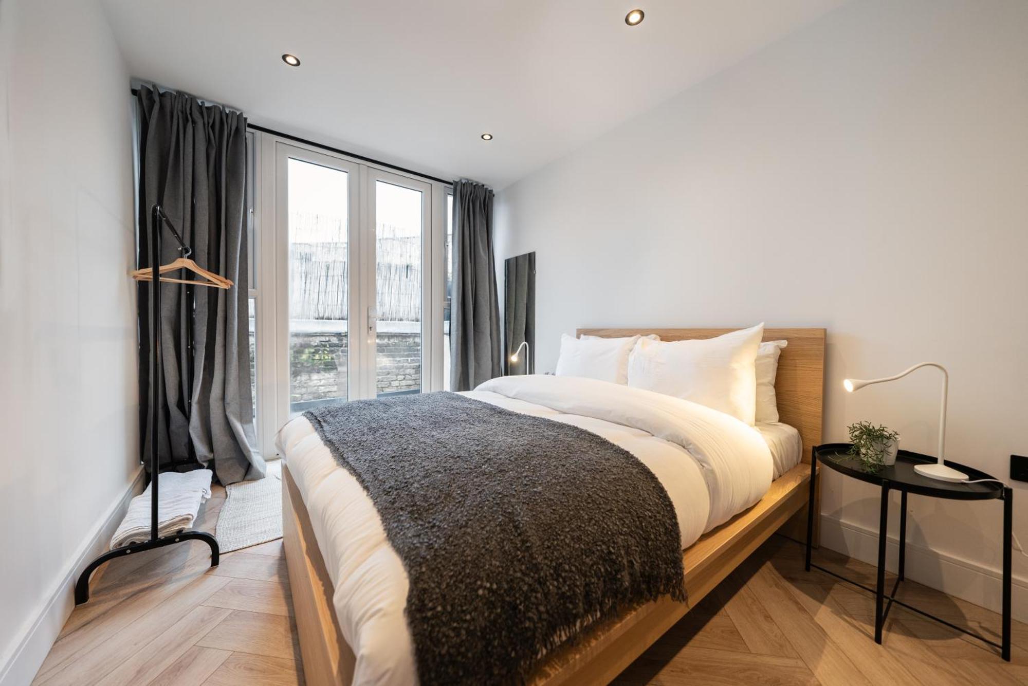 The Battersea Place - Charming 4bdr Flat * Londres