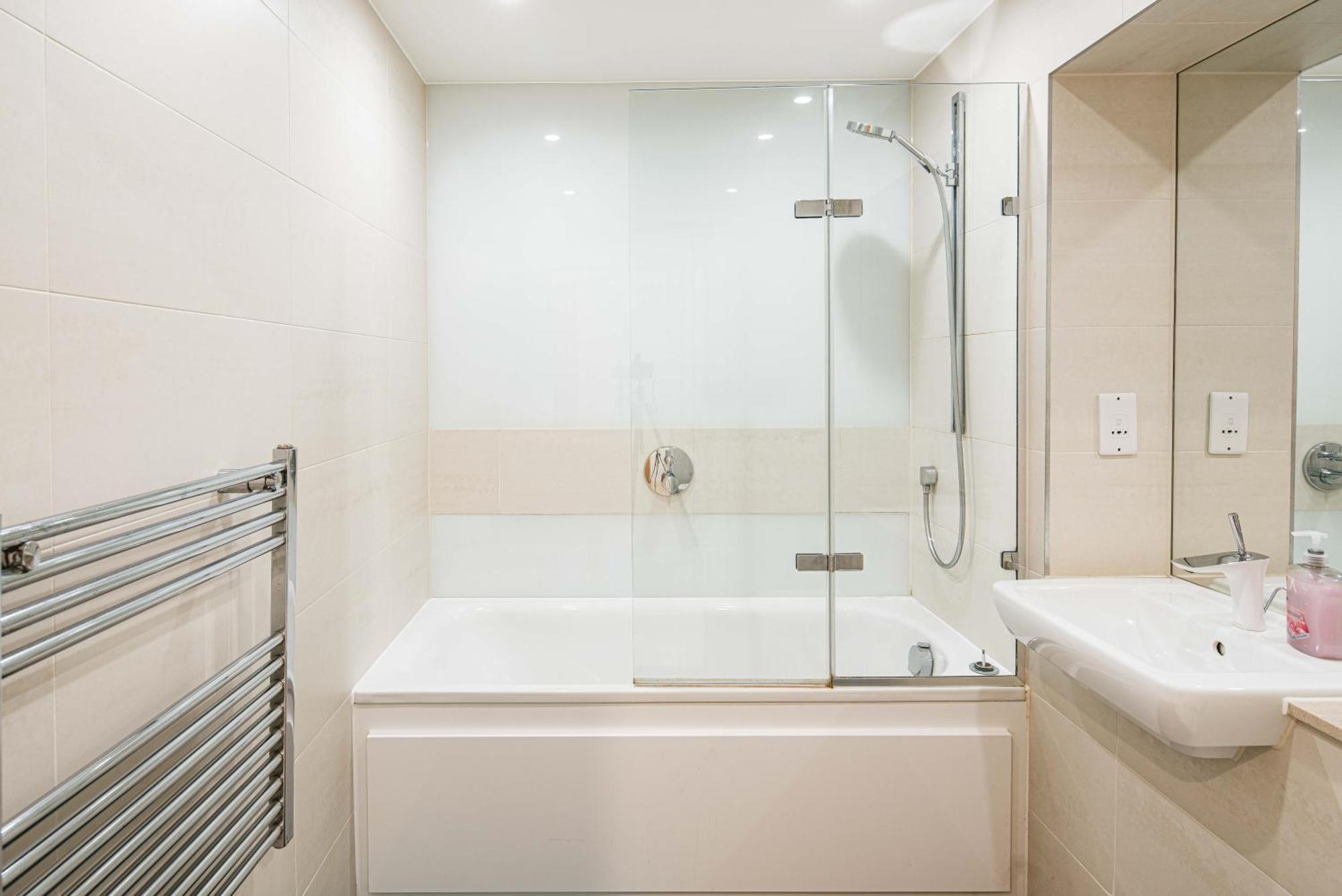 Apartamento 2bed Flat With The View/kingston Londres