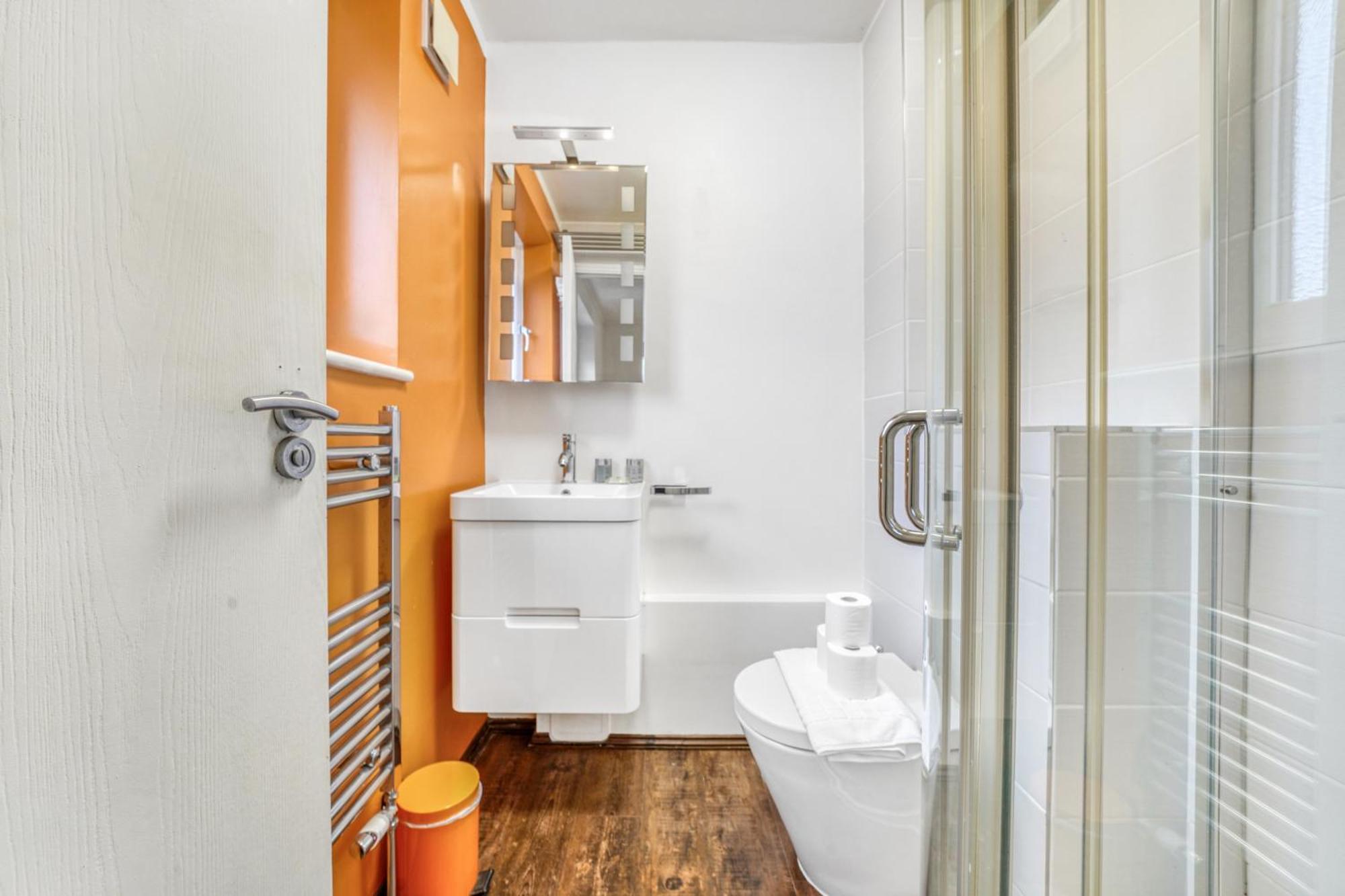 Apartamento Executive 4 Bedroom Town House In Canada Water Free Wifi & Parking By Aparts
