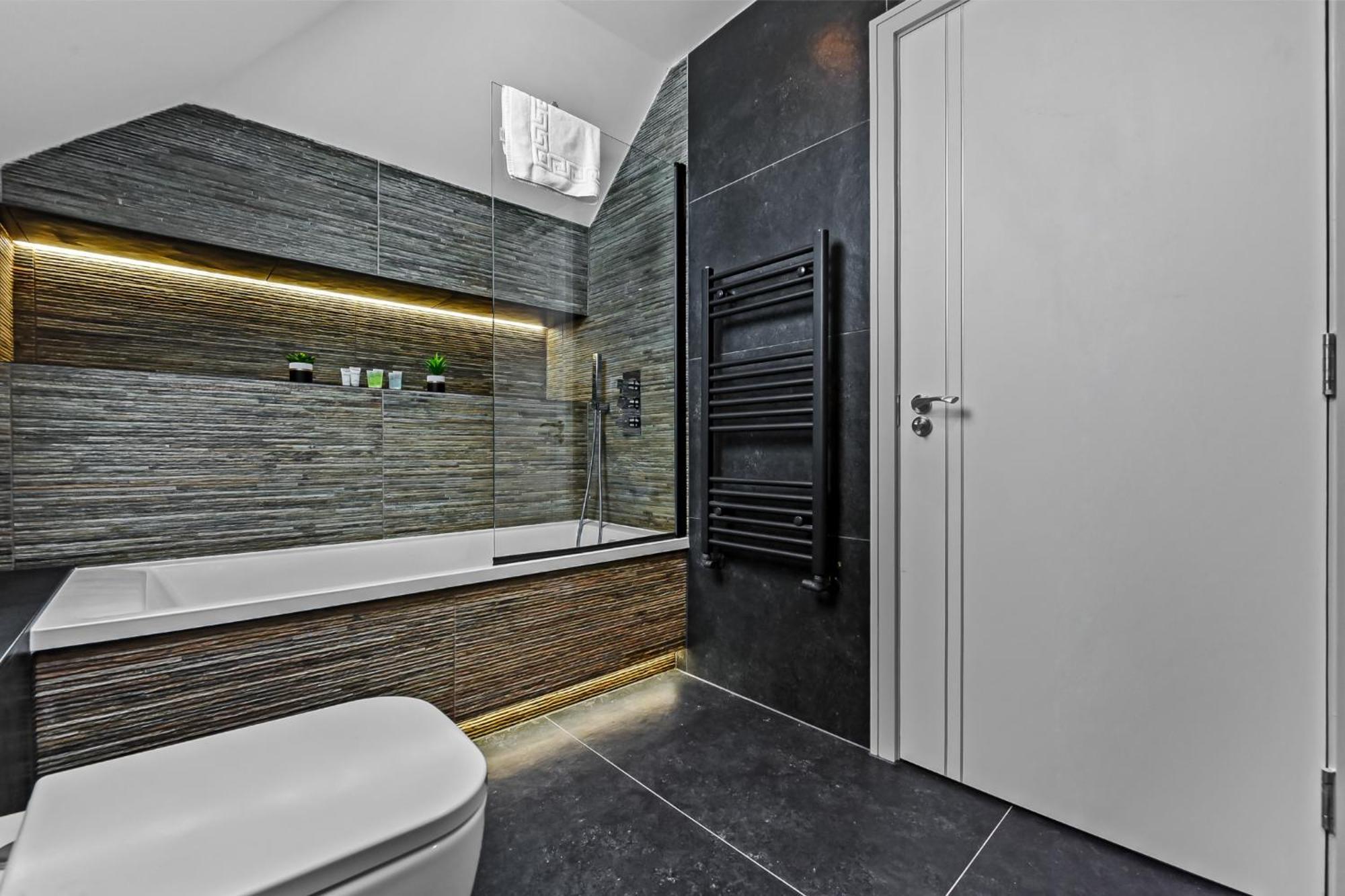 1 Bedroom Stylish In Webley Park Londres