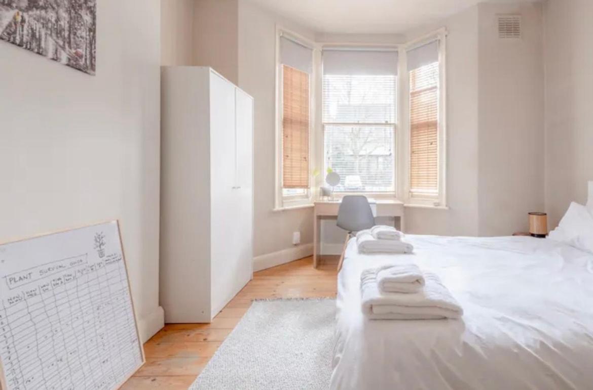 Stylish 2 Bed Garden Flat In Zone 1 Central Londen