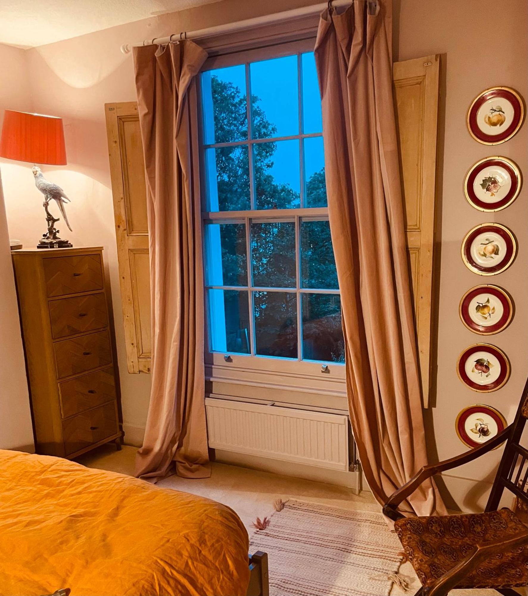 Beautiful Victorian House, Sleeps 12