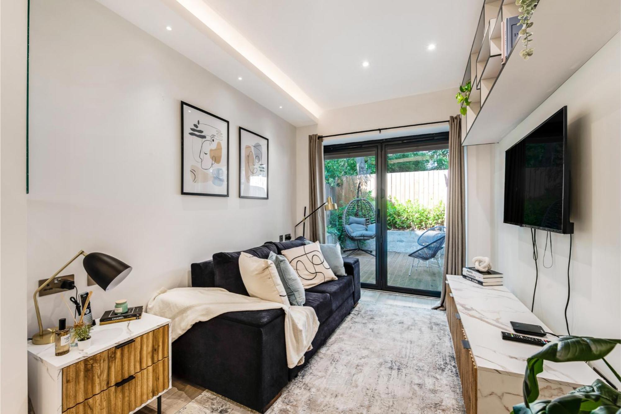 Chic Studio W/ Outdoor Space -excellent Location Apartamento *
