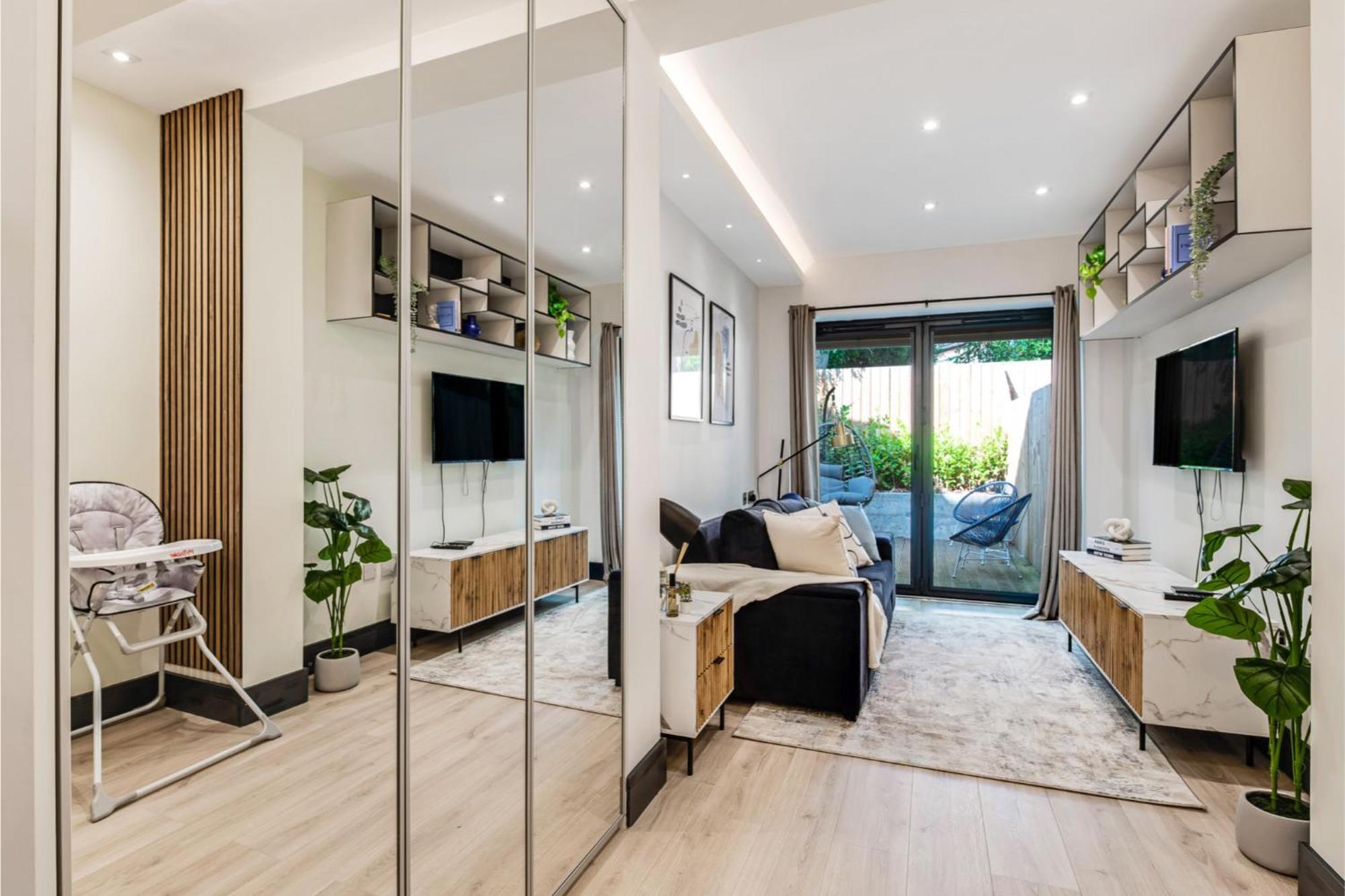Chic Studio W/ Outdoor Space -excellent Location * Londres