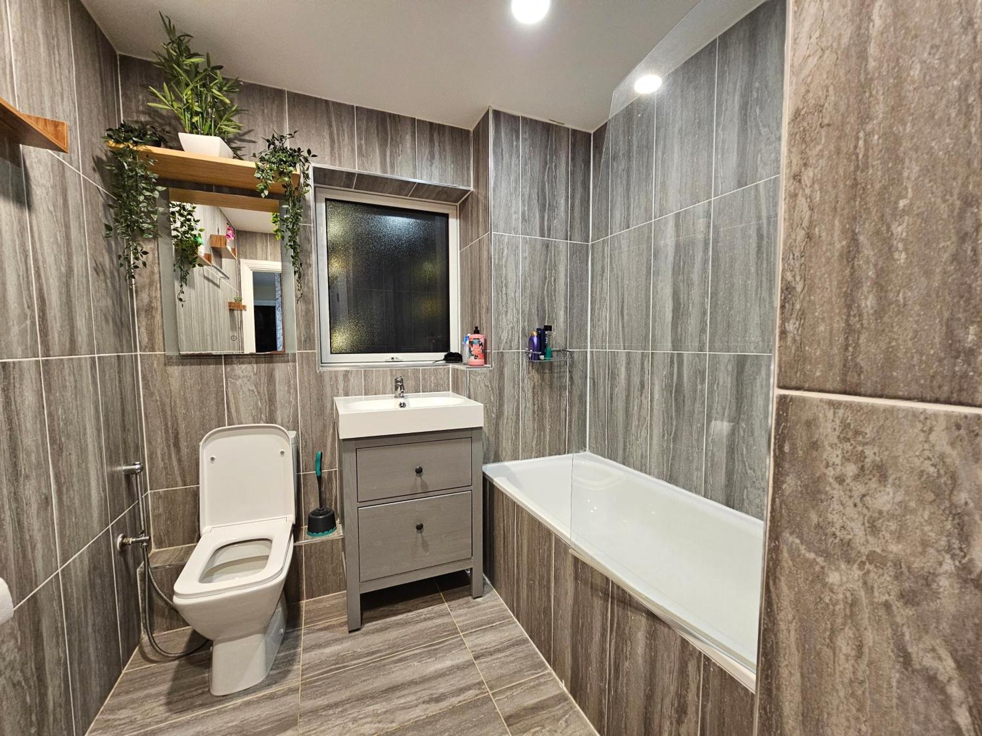 Wallwood Guest house London
