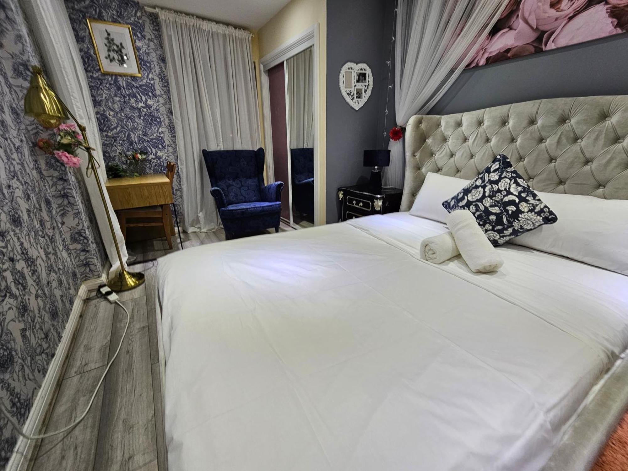 Wallwood Guest house *