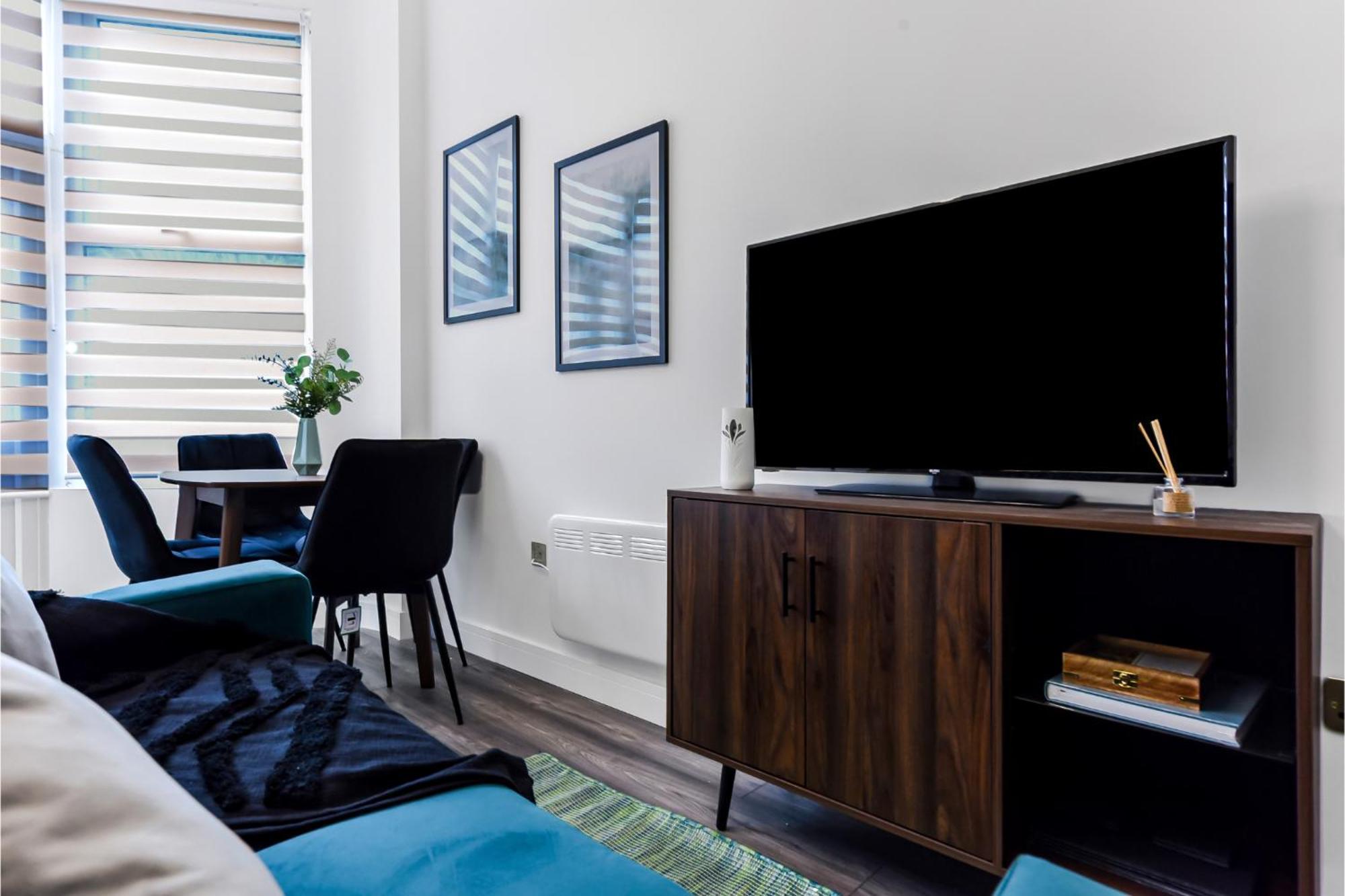 Fabulous One Bedroom Flat With Private Garden Londres