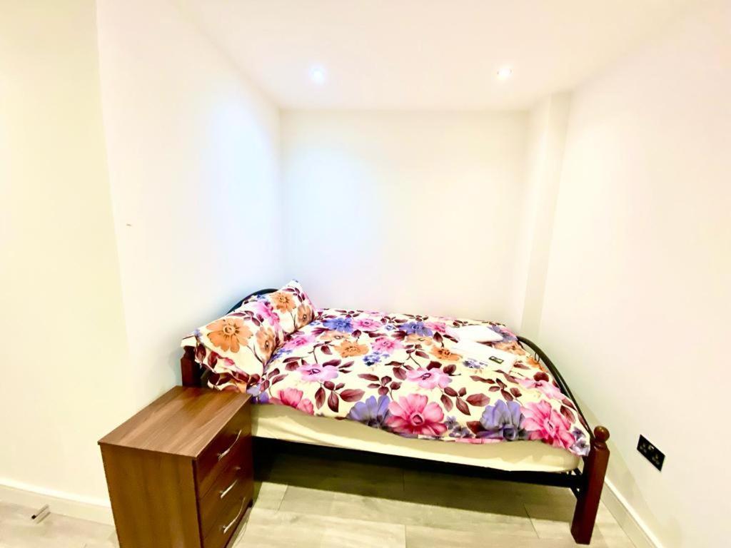 Comfortable One Bedroom Flat With Free Car Park In Appartement