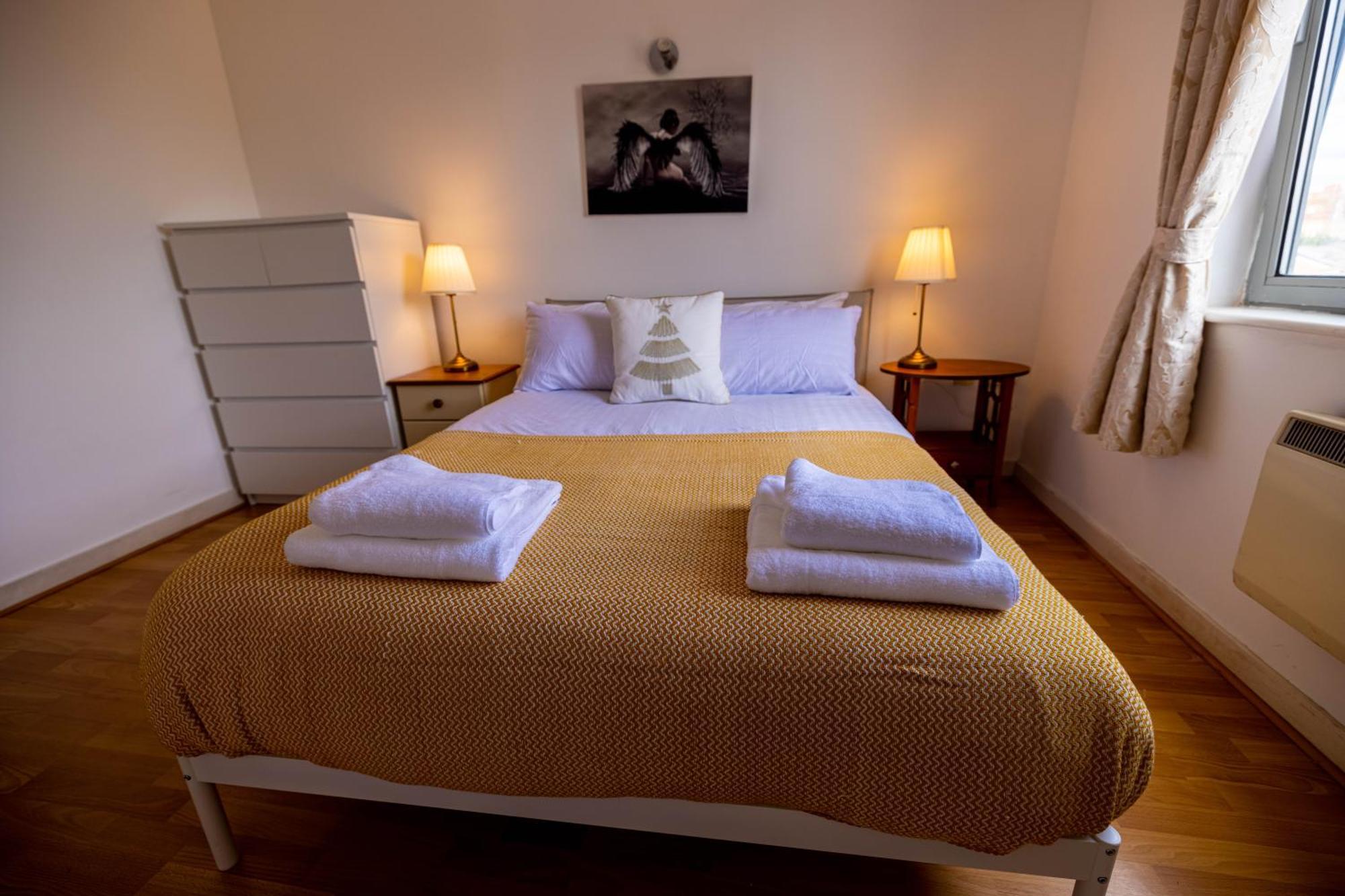 Beautiful And Spacious 2-bed In *