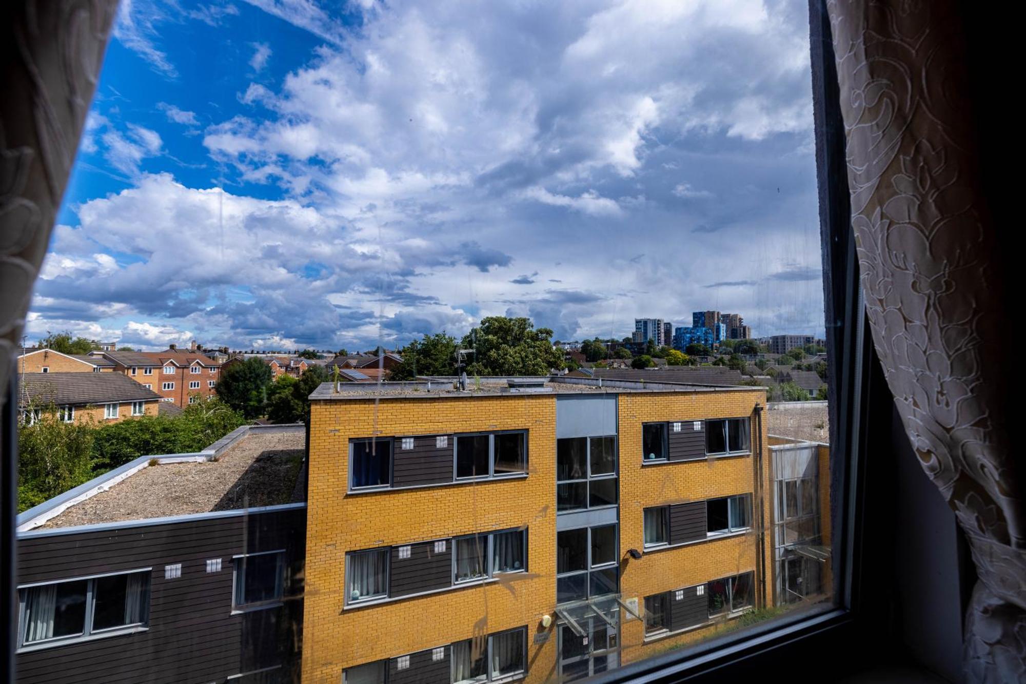 Appartement Beautiful And Spacious 2-bed In *