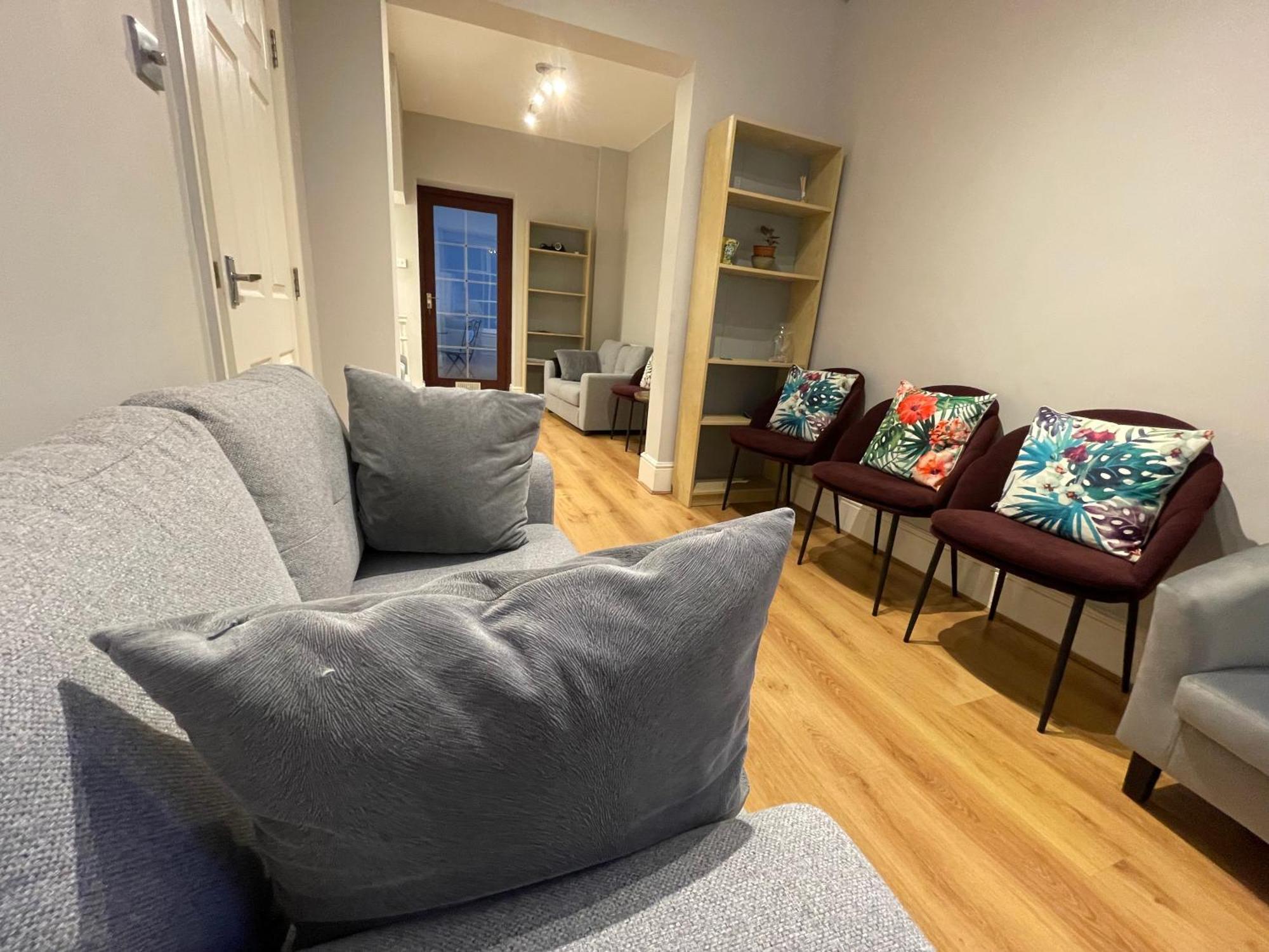Charming 4 Bed Town House With Roof Terrace Holiday home