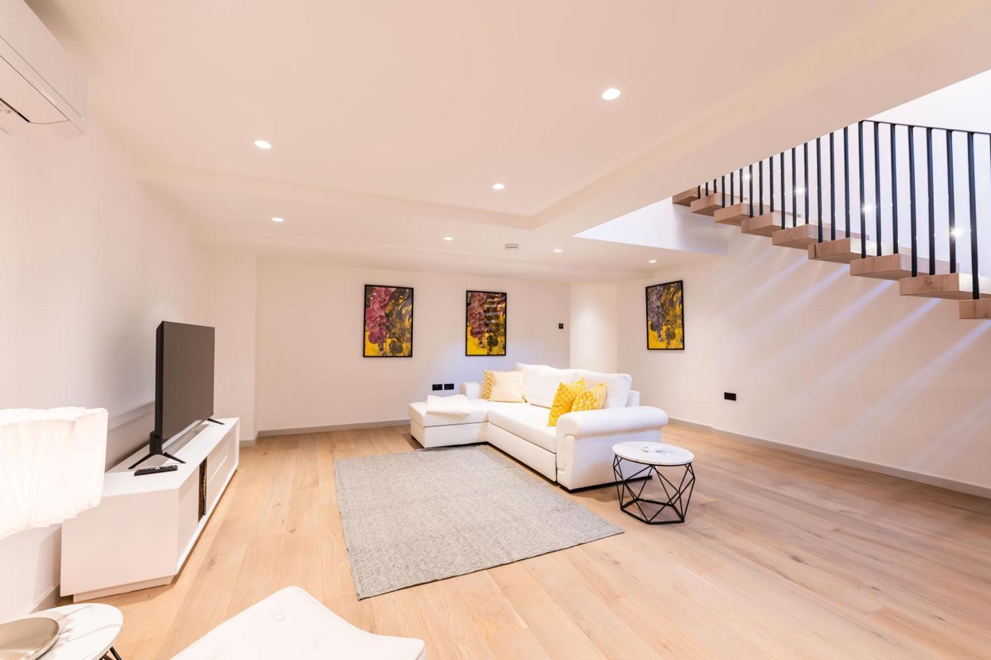 The Maida Vale Apartment *