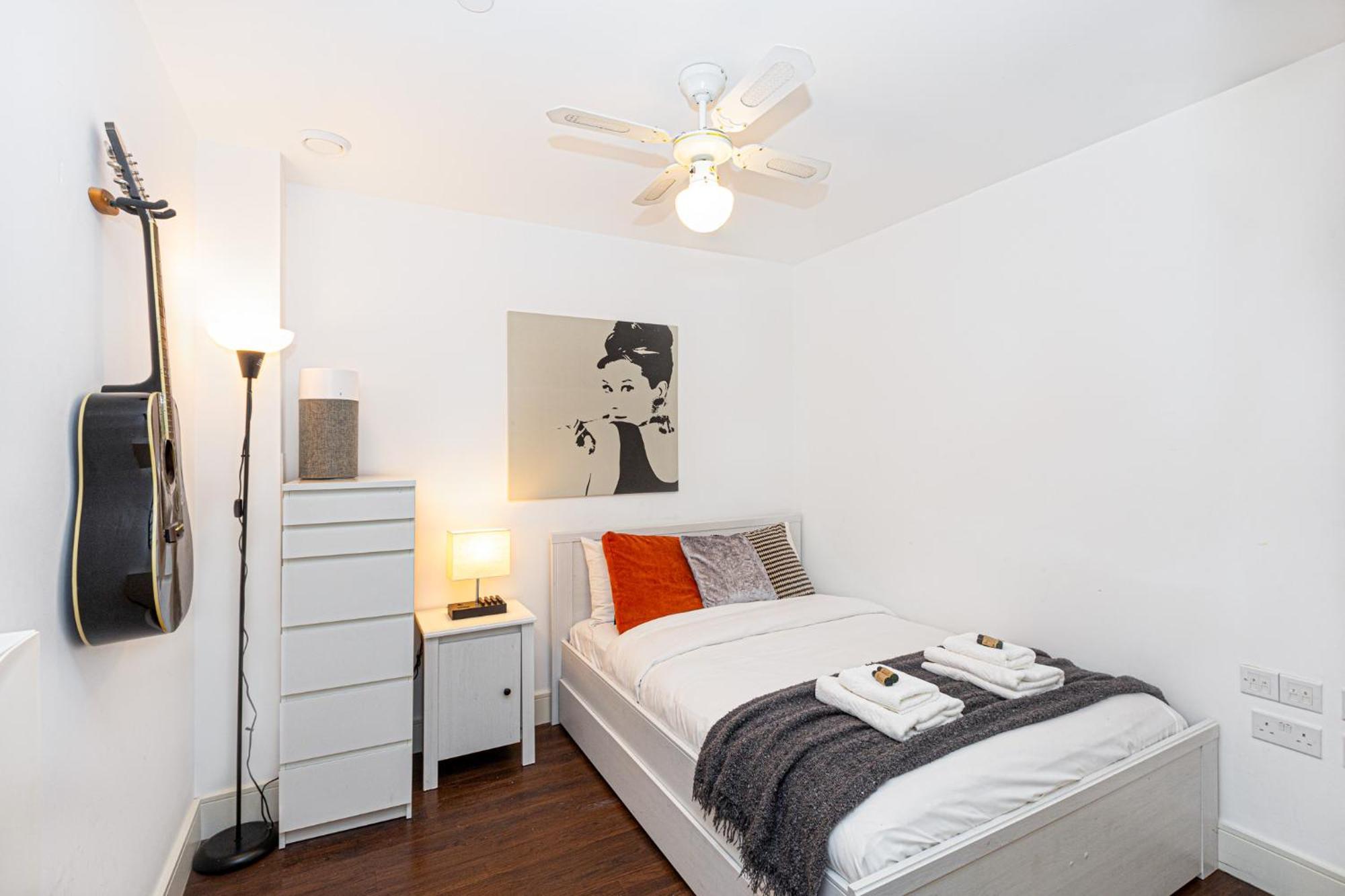 Bright & Cozy 1 Bdr Apt Wcharming Private Terrace London