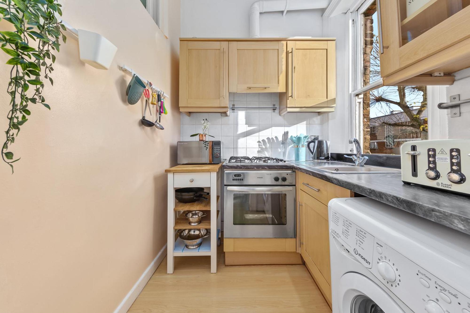 Artist's Bright Hampstead Heath Village 2 Bed Londres